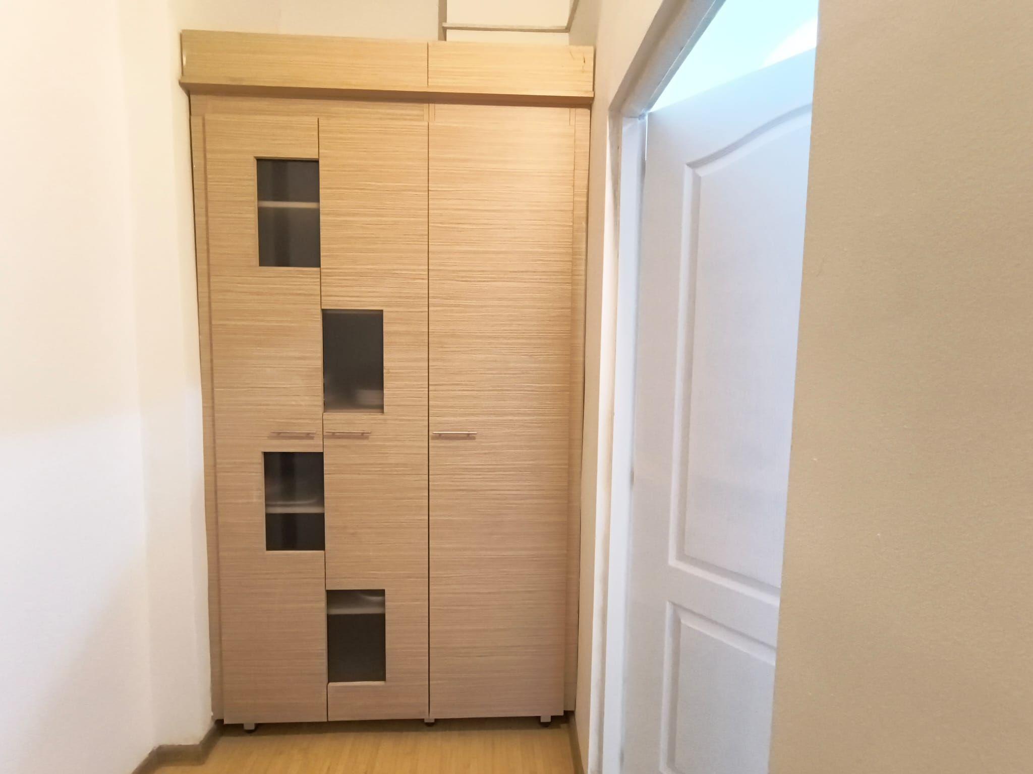 De închiriat: vilă renovată, Mihai Eminescu. 1 000 E/lună. Comision 0 - 19