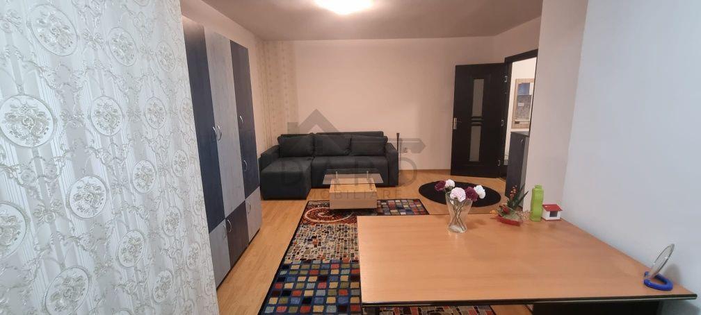 Ofer spre inchiriere apartament cu 2 camere - 2