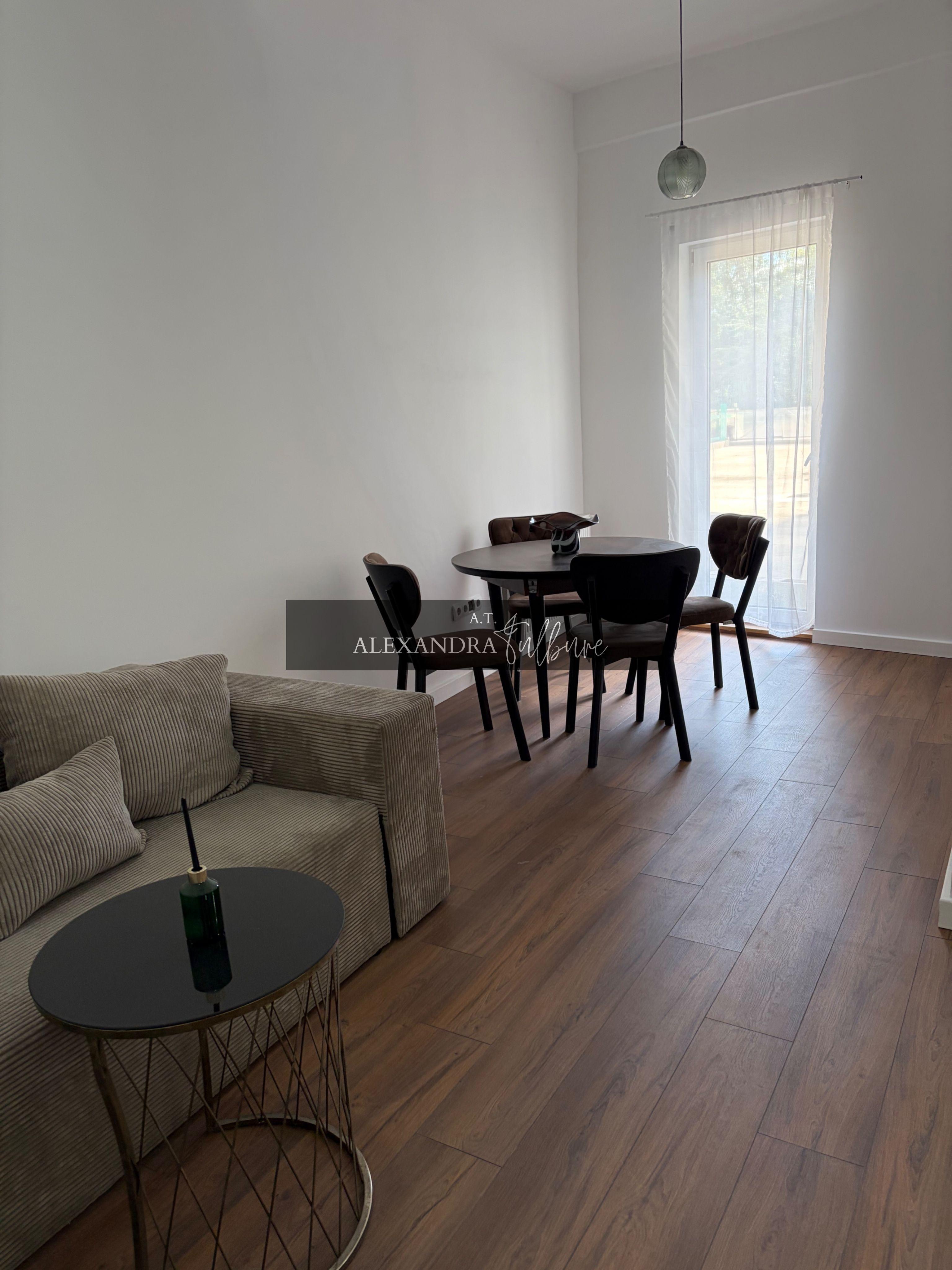 Apartament la cheie | 2 camere | parcare | Lombului - 1