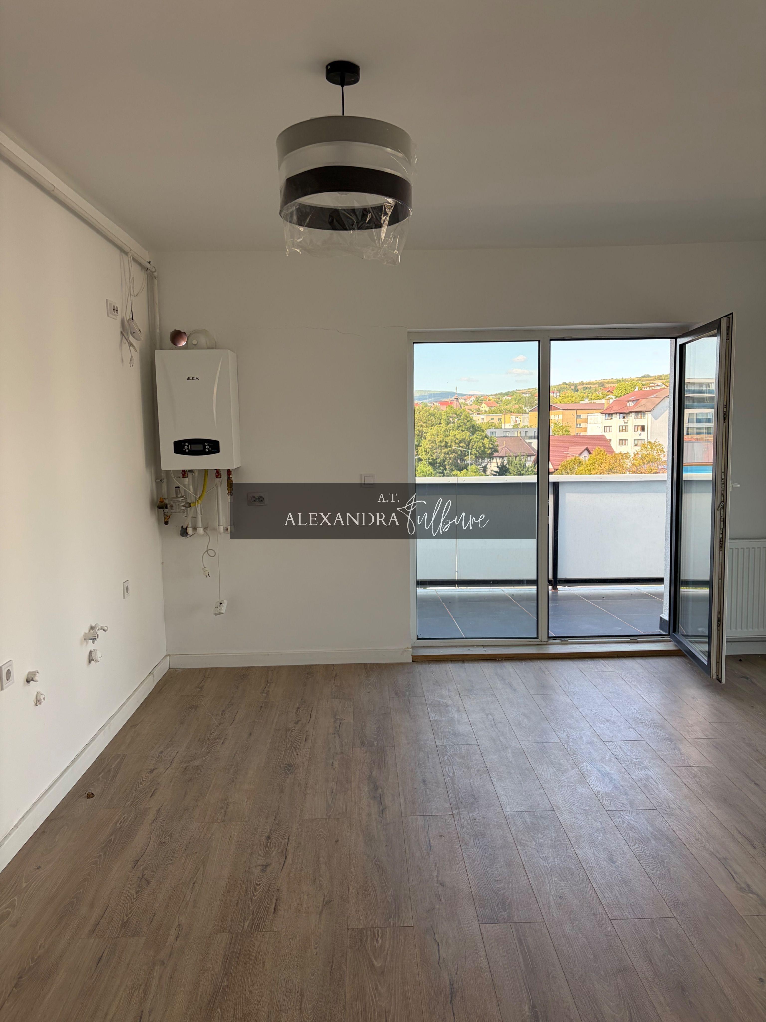 Apartament spatios | 102 mp | 3 dormitoare | parcare | C. Baciului - 1