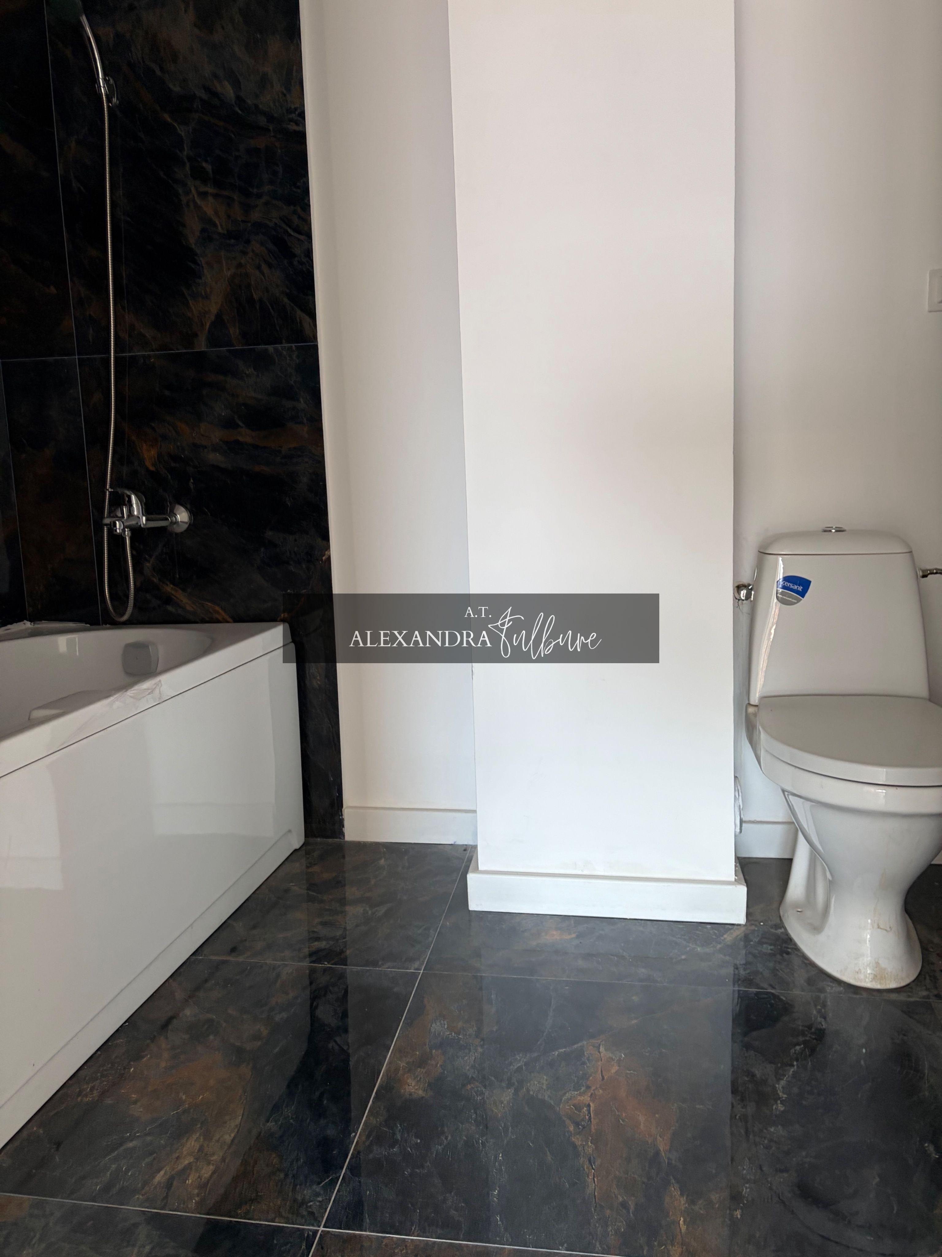 Apartament spațios | 3 camere | 2 băi | parcare | C. Baciului - 8