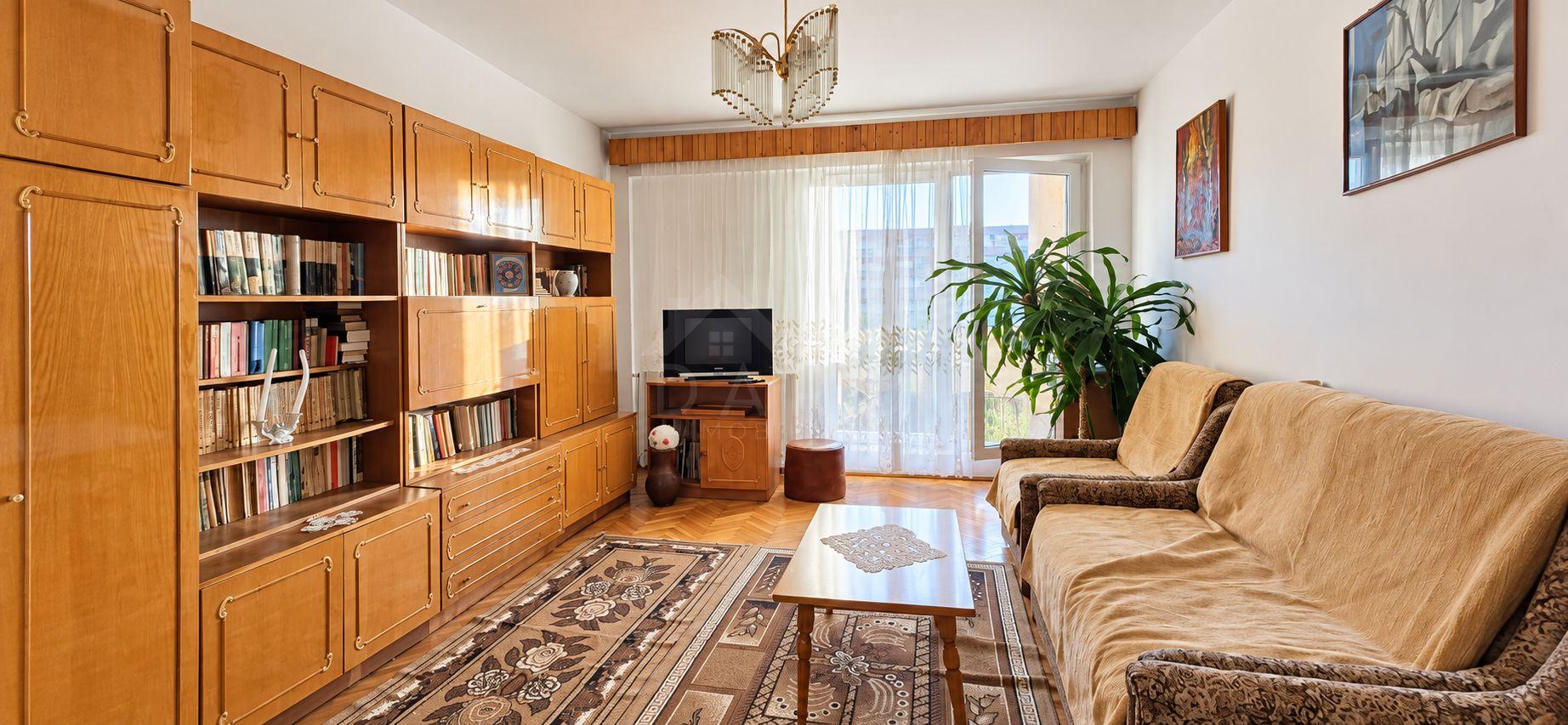 Vând apartament cu trei camere Tudor confort 1 - 3