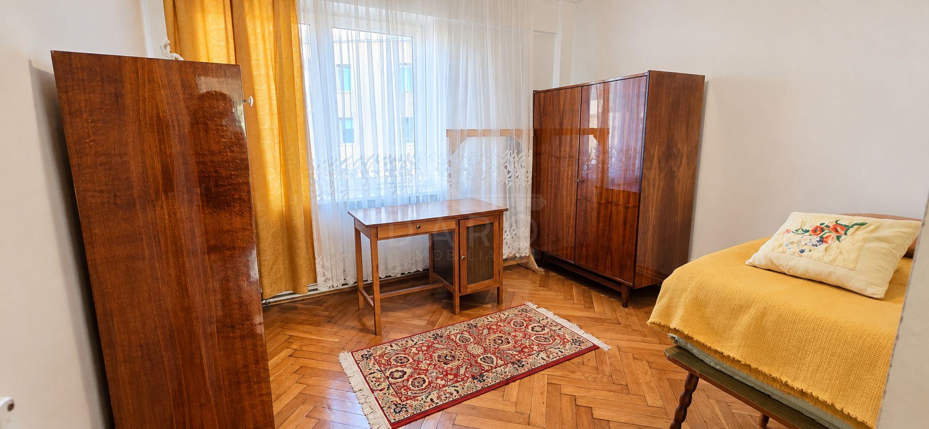 Vând apartament cu trei camere Tudor confort 1 - 1