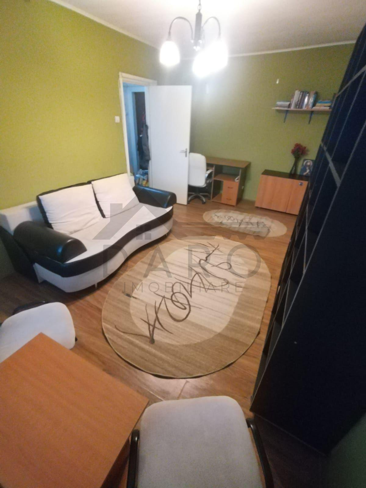 Închiriez apartament cu doua camere în Aleea Carpați - 1