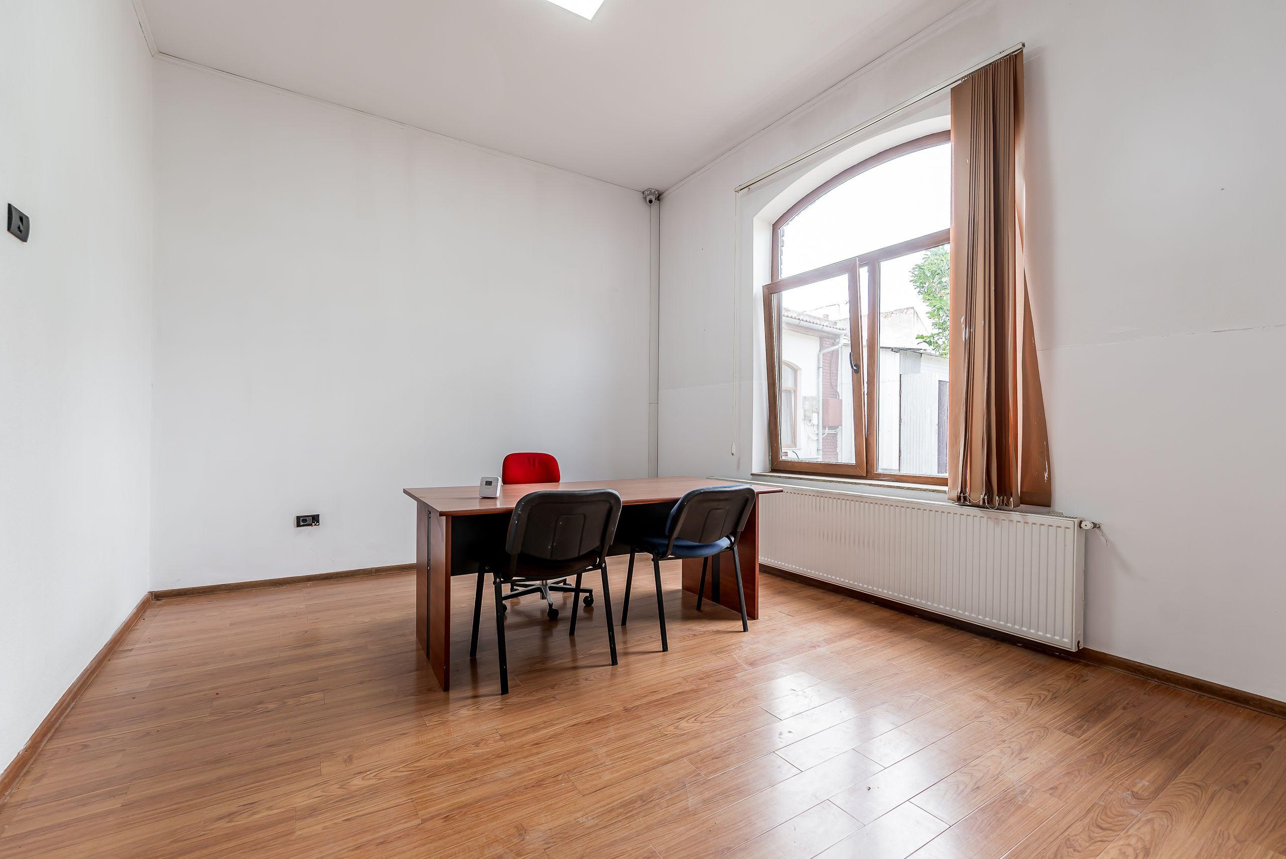 Spatiu 2 camere - 105 mp utili - COMISION 0% - 3