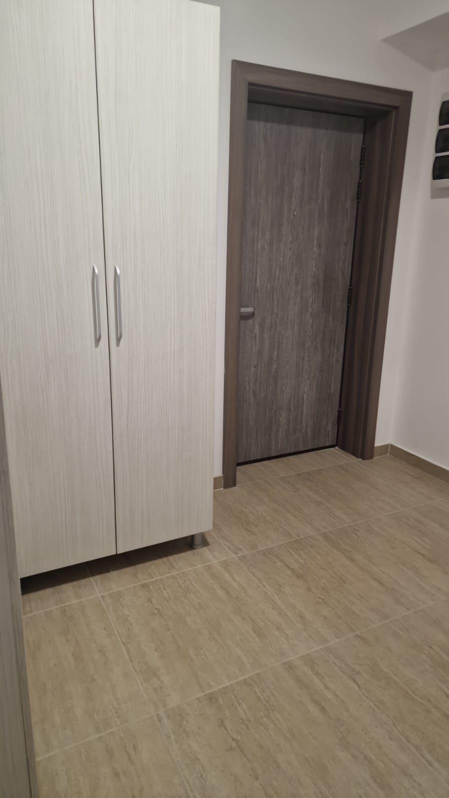 De inchiriat apartament cu 2 camere bloc nou, Anul revolutiei, et.1, 450 E - 2