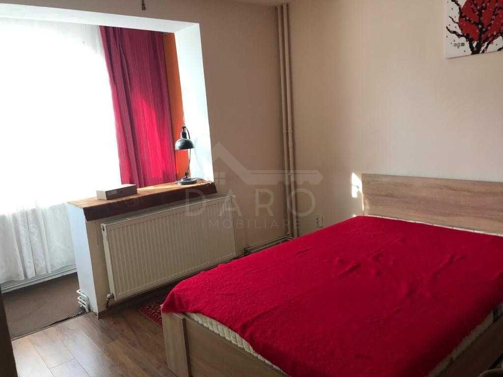 De vanzare apartament 2 camere - 3