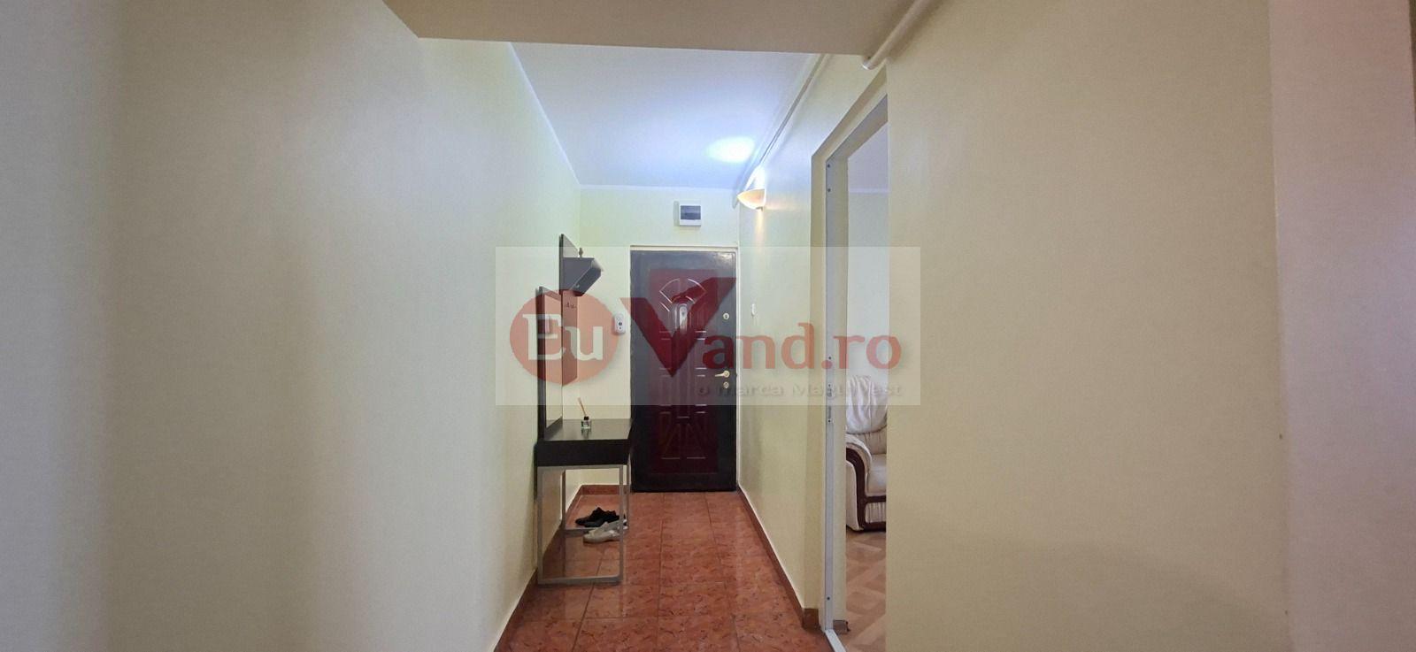 De inchiriat apartament cu 2 camere Micro 14, etaj 1, 350 euro - 10
