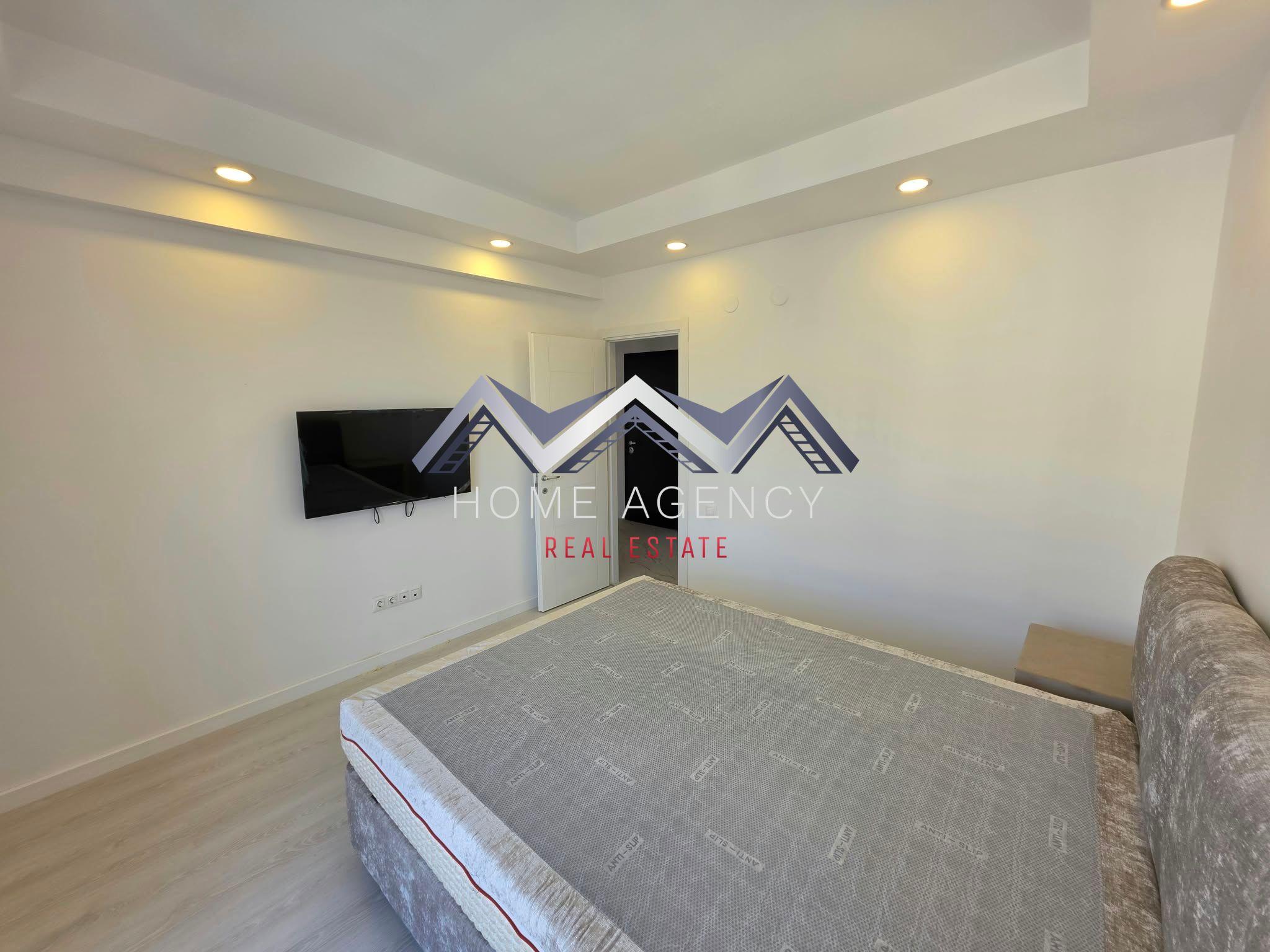 Cosmopolis Apartament doua camere | decomandat | - 2