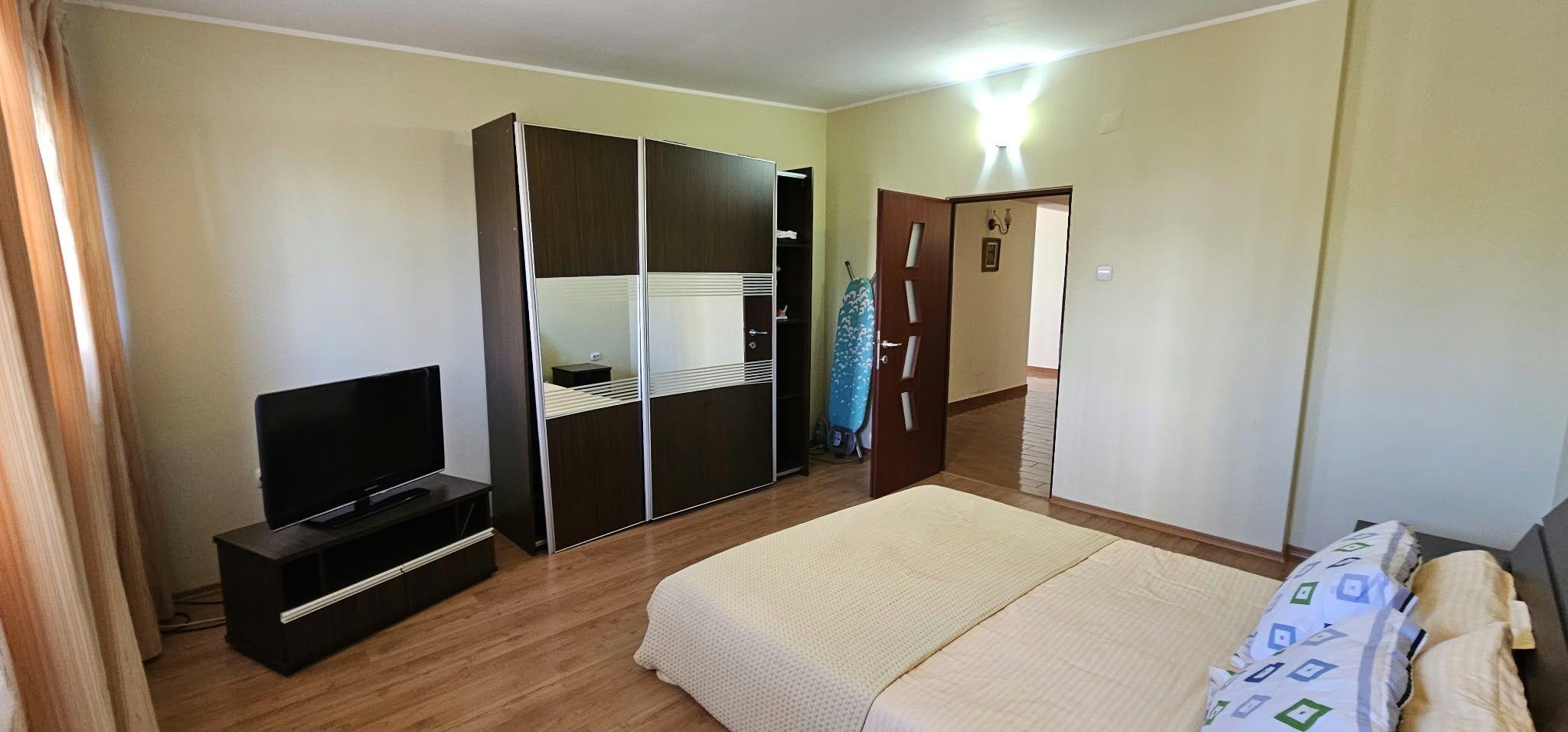 Spațiu - apartament 5 camere de închiriat – 160 mp - Micro 20 – zona BKO - 2