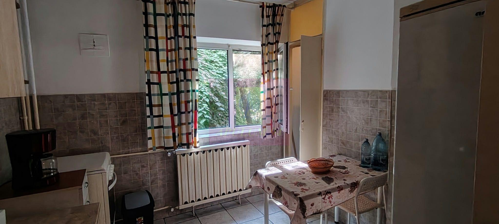 Apartament 3 camere 13 Septembrie- Novaci. - 13