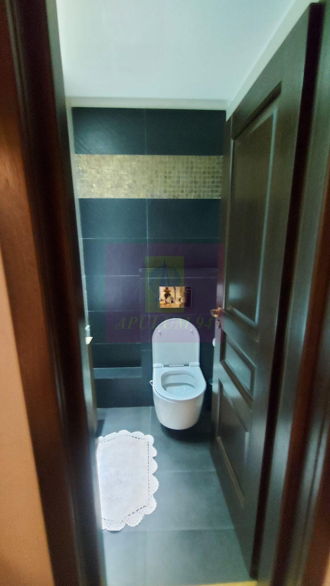 Vand apartament 3 camere Bd Libertatii - 7