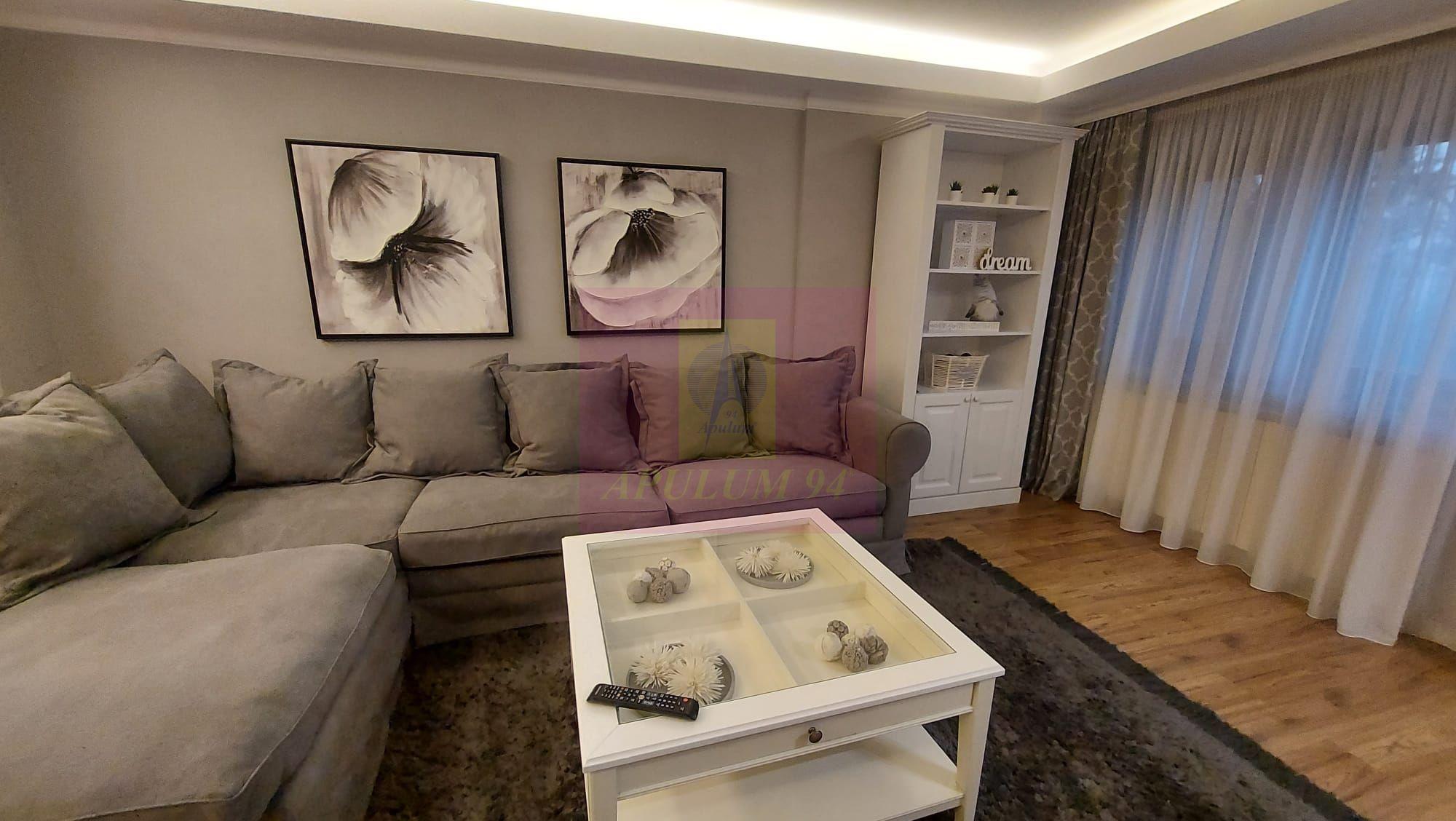 Vand apartament 3 camere Bd Libertatii - 9