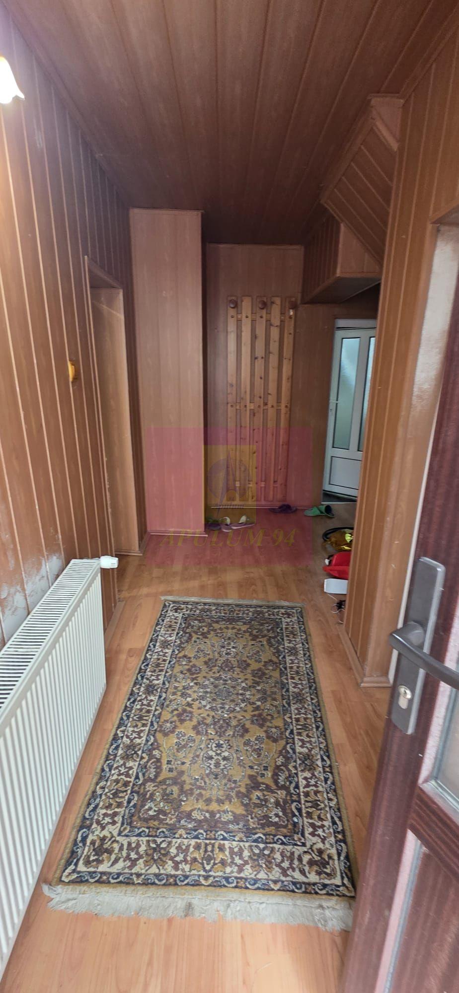 Cabana de vânzare în Bușteni – vedere spre Caraiman și 650 mp de teren - 24