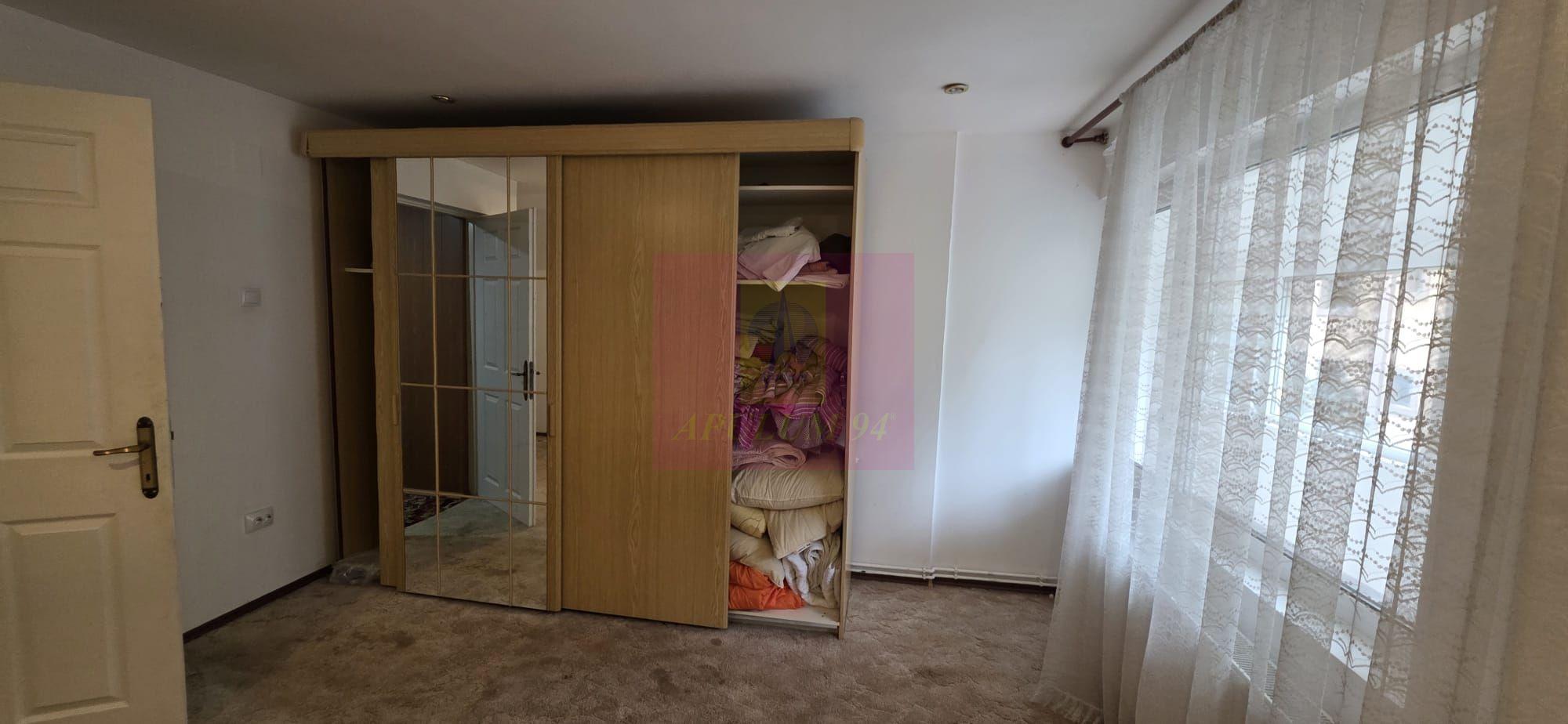 Cabana de vânzare în Bușteni – vedere spre Caraiman și 650 mp de teren - 16