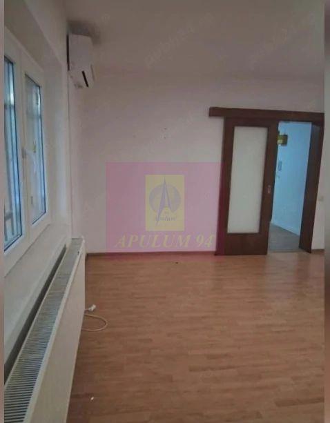 Vanzare apartament Nerva Traian-adiacent - 2
