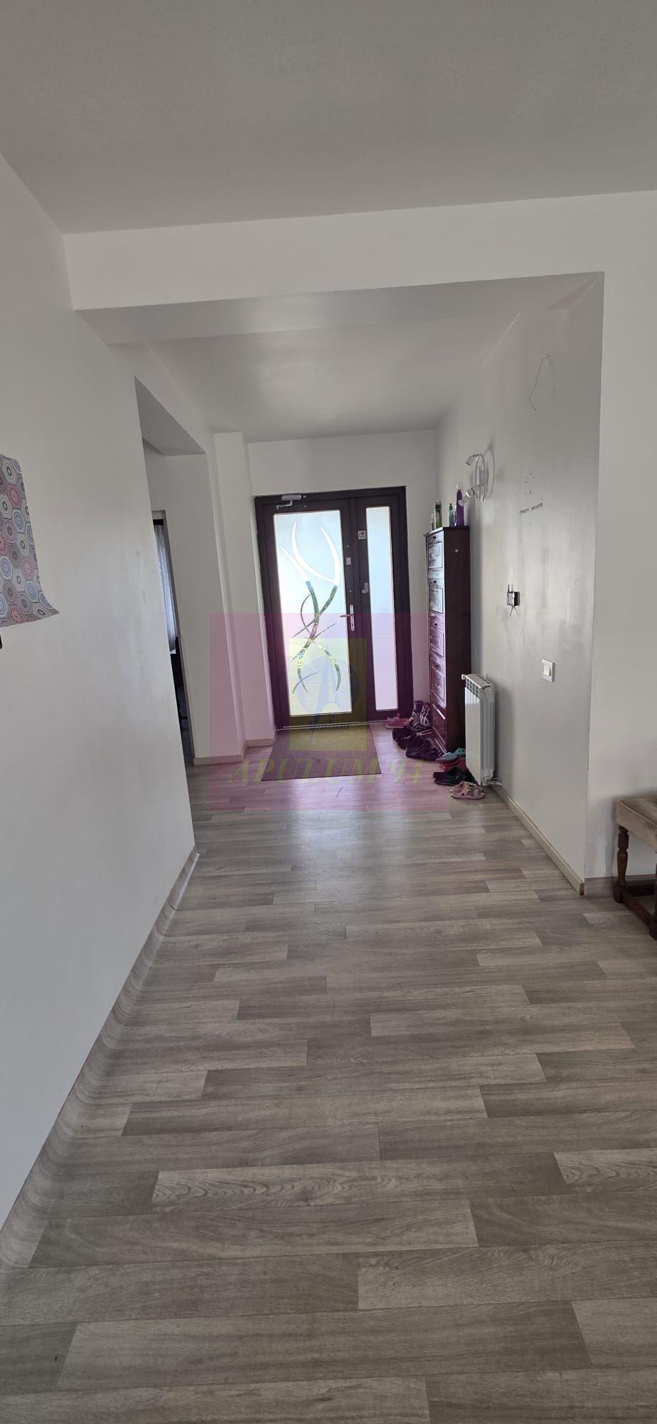 Vila cu 5 camere de închiriat în Câmpina - 14