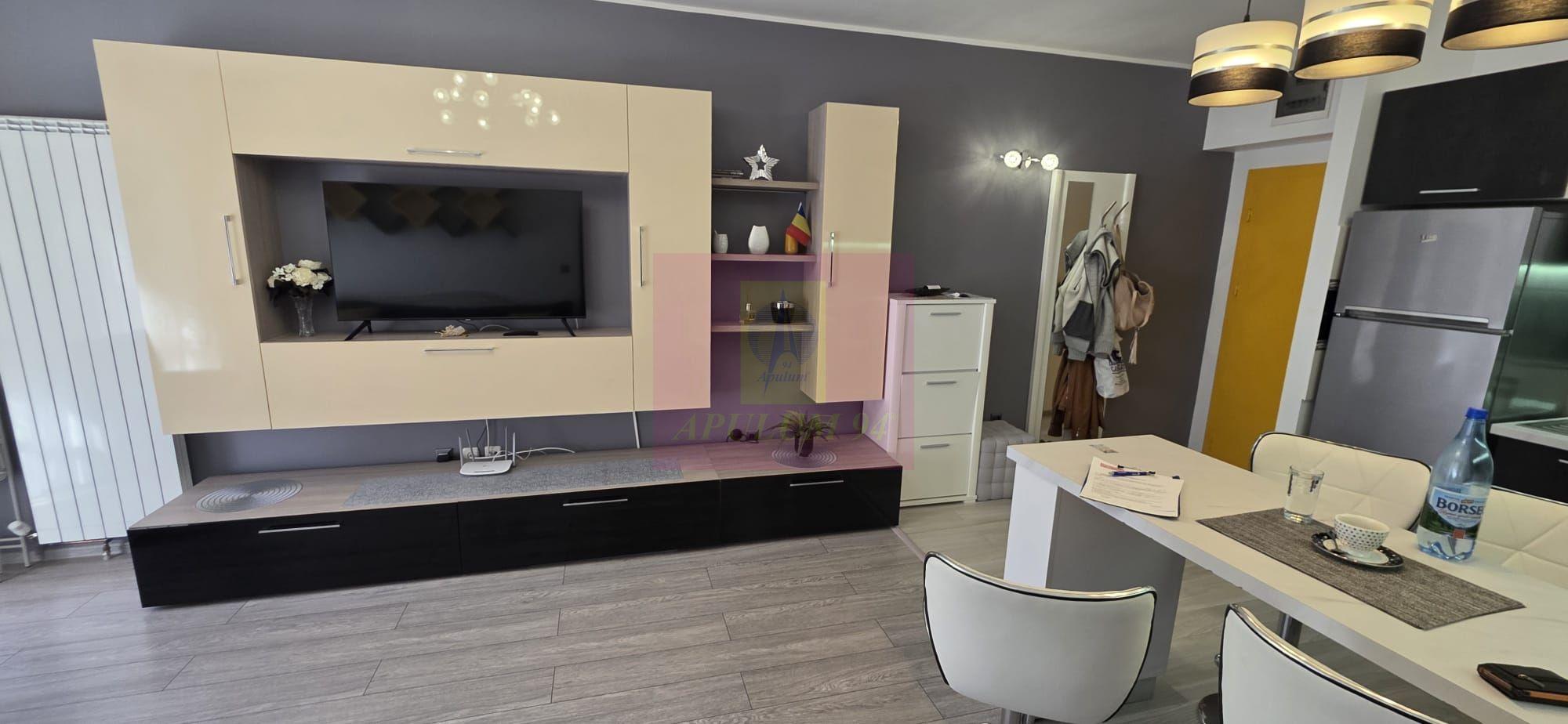 Apartament cu 2 camere, loc de parcare si vedere spre Muntii, Sinaia - 2
