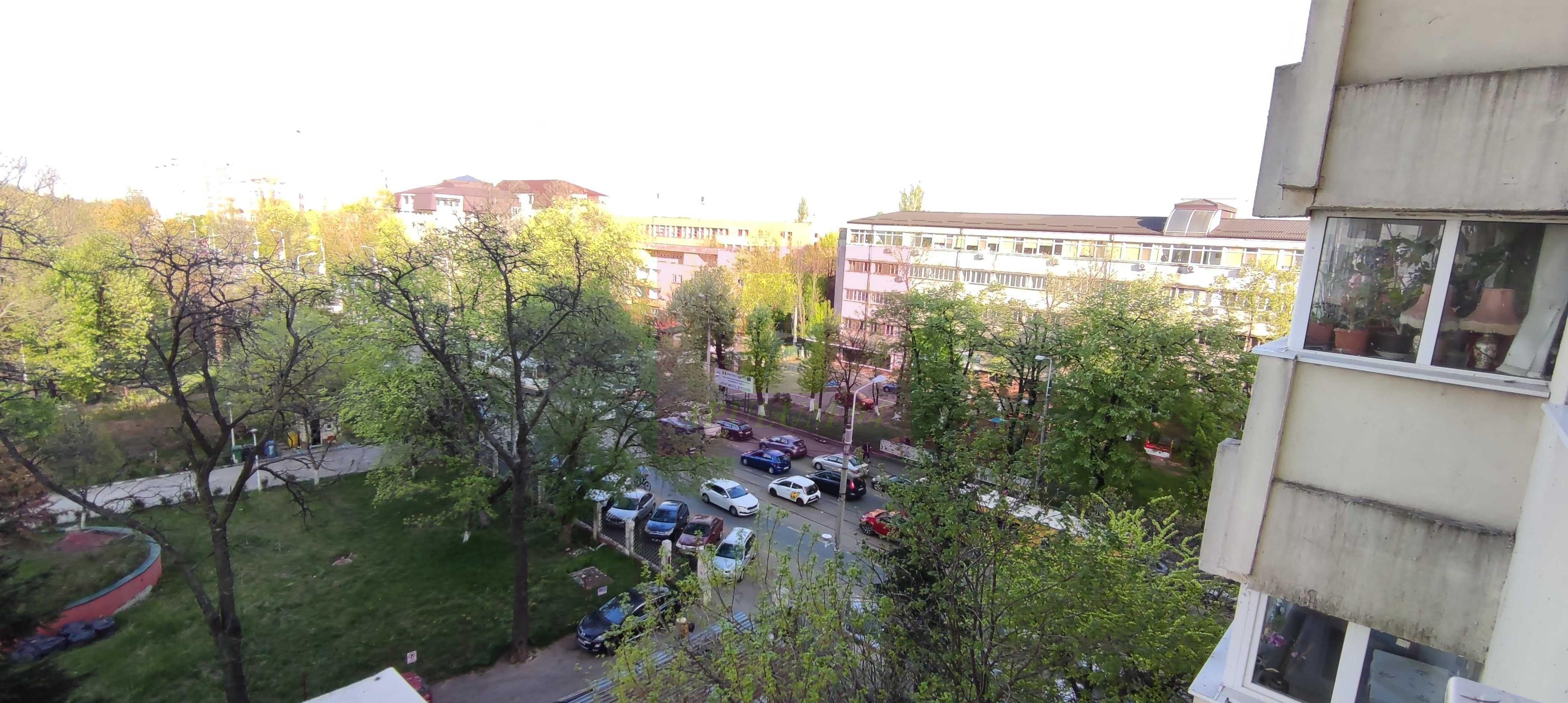 Apartament 3 camere, spațios, luminos și liniștit, cu vedere spre parc și lac - 8
