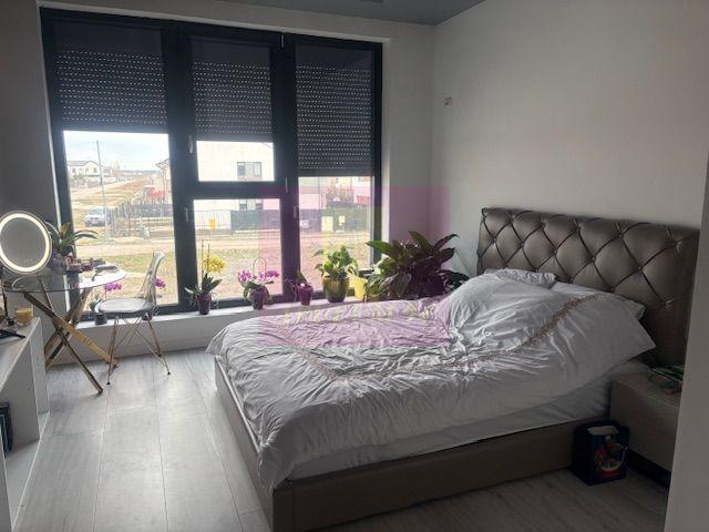 Vila tip duplex Otopeni- 23 August. - 1