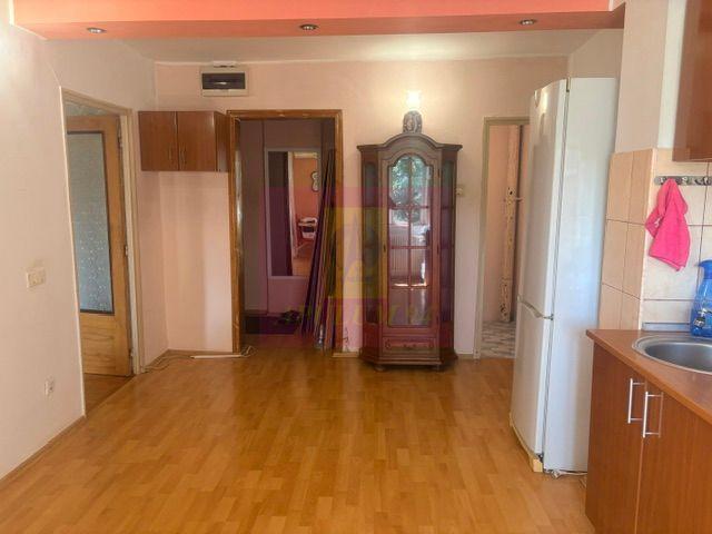 Apartament 3 camere Drumul Sarii- Casa De Casatorii sector 6. - 11