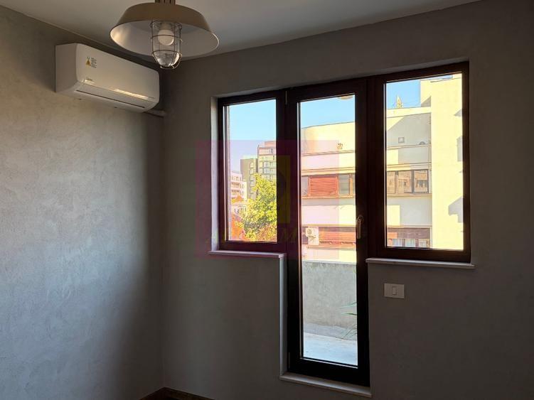 Spațiu de birouri de închiriat | Bd. Dacia – Aurel Vlaicu | 7 camere - 12