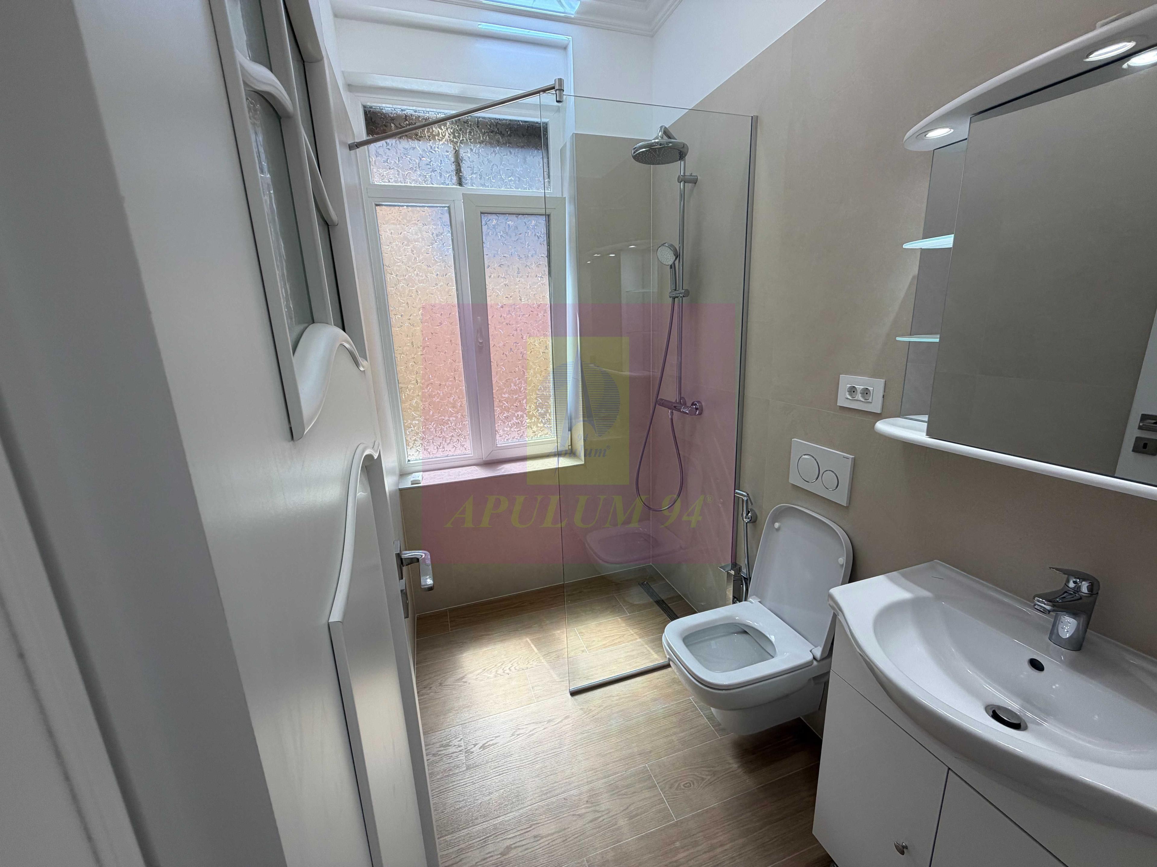 Casă de închiriat lângă Piața Victoriei | 5 camere, 120 mp - 6