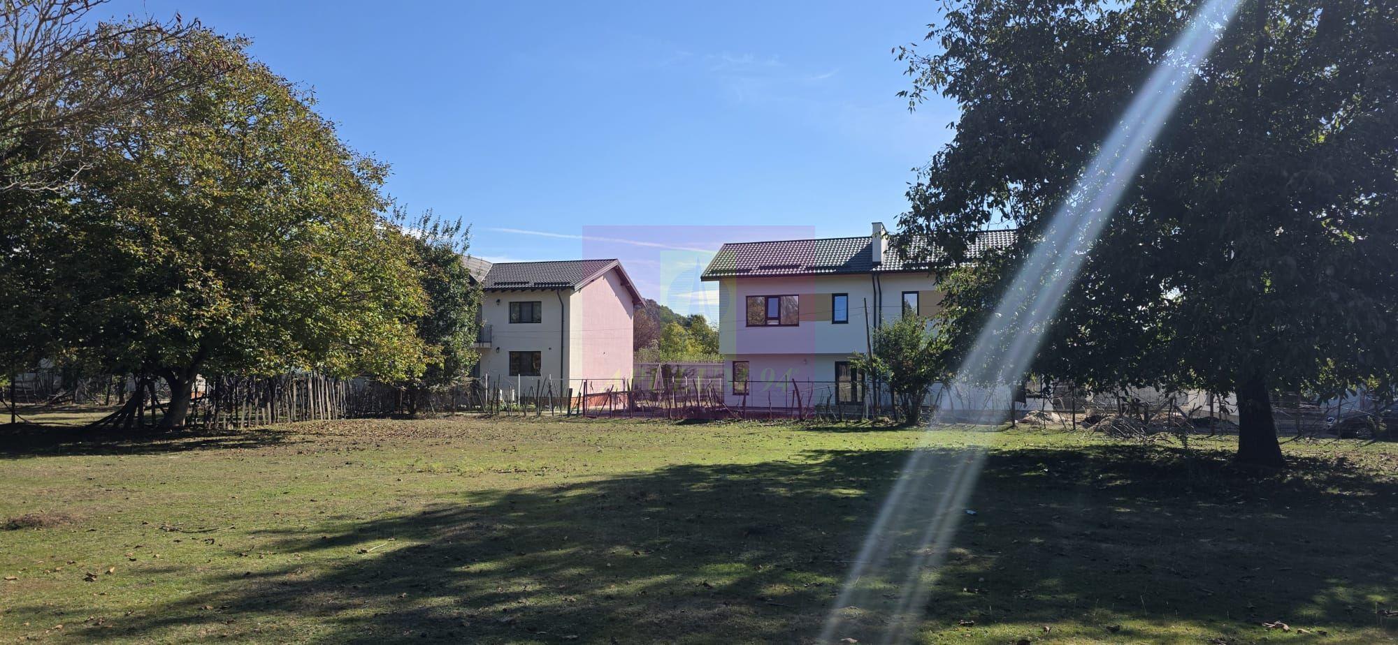 Teren intravilan 10.000 mp de vanzare in Campina - 1