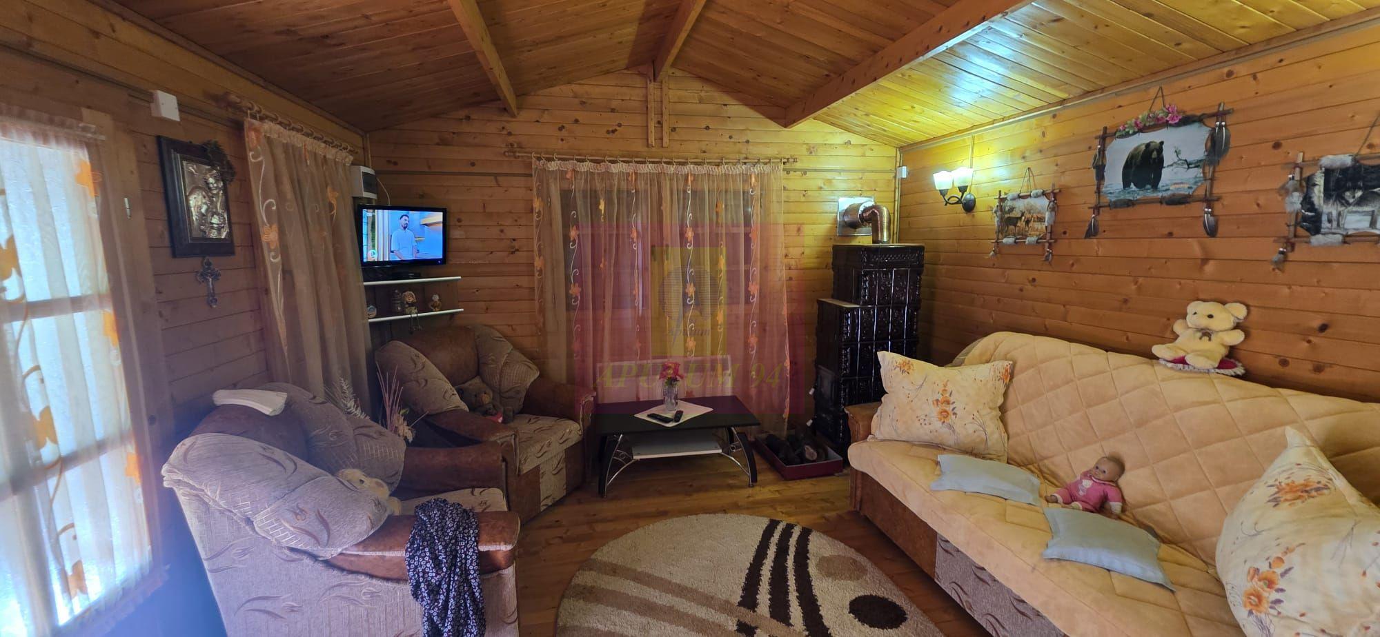 Complex 3 cabanute de vanzare in Breaza - 1