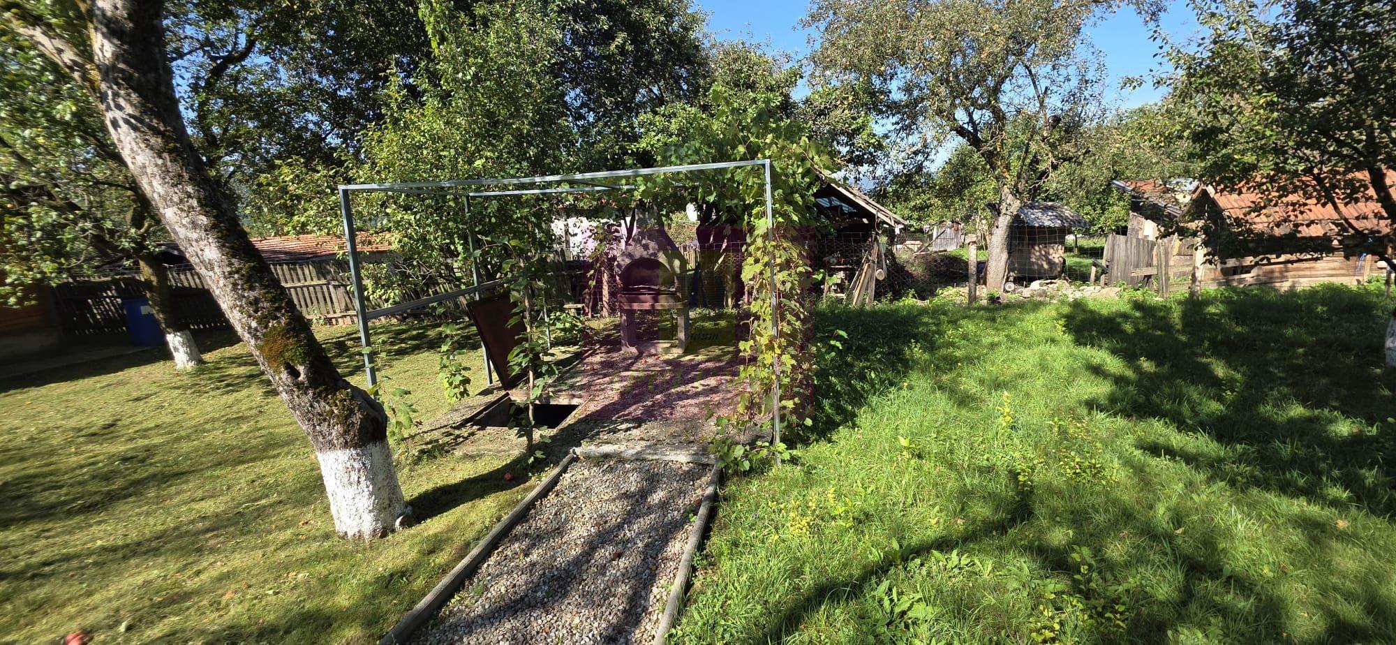 Complex 3 cabanute de vanzare in Breaza - 13
