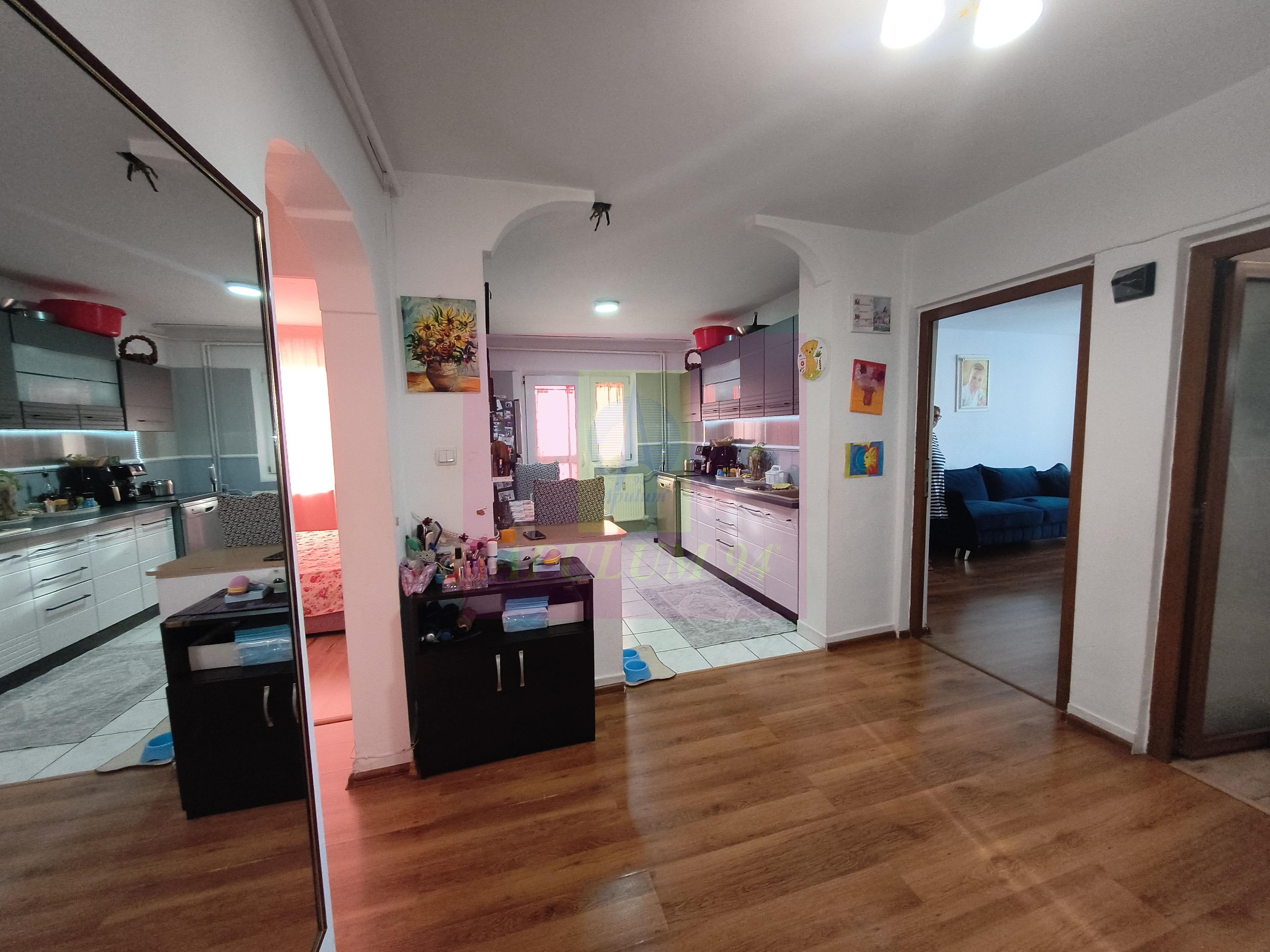 Apartament spațios de 4 camere bl 1982 Berceni etajul 8 bloc anvelopat - 1