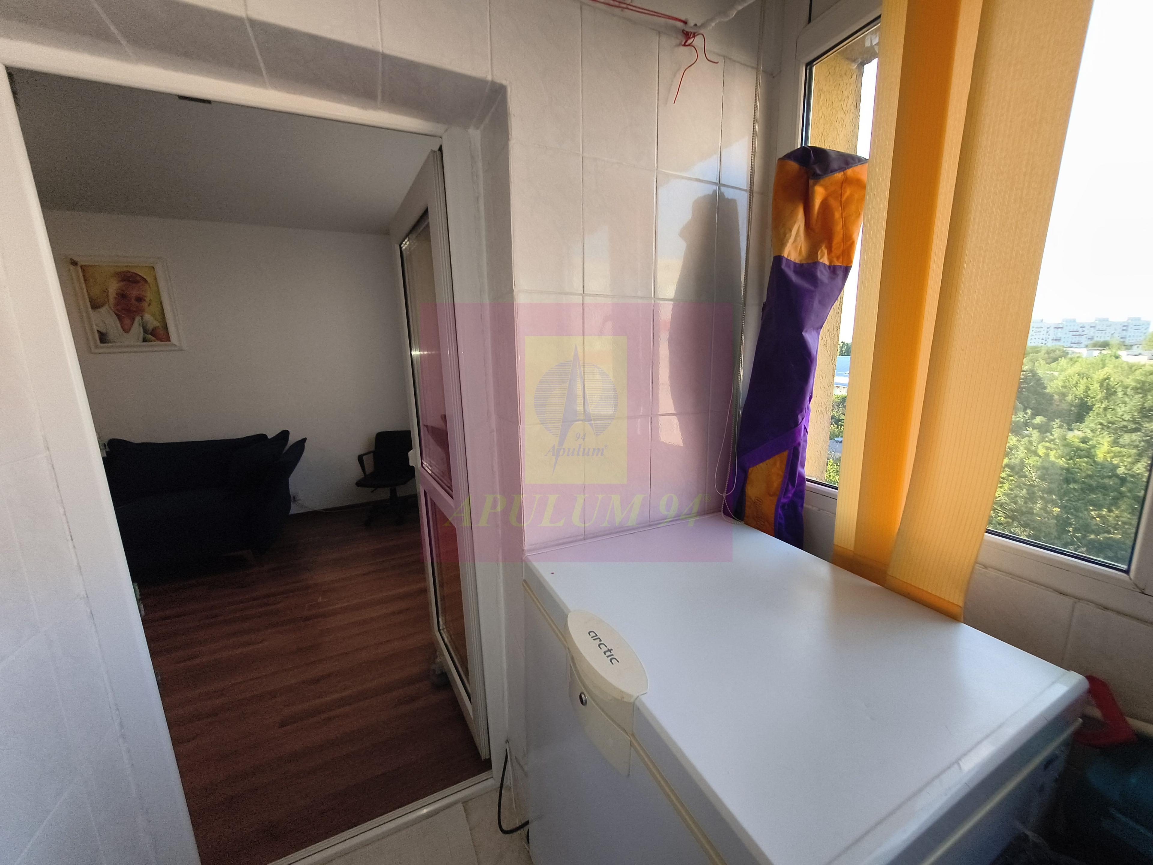 Apartament spațios de 4 camere bl 1982 Berceni etajul 8 bloc anvelopat - 3