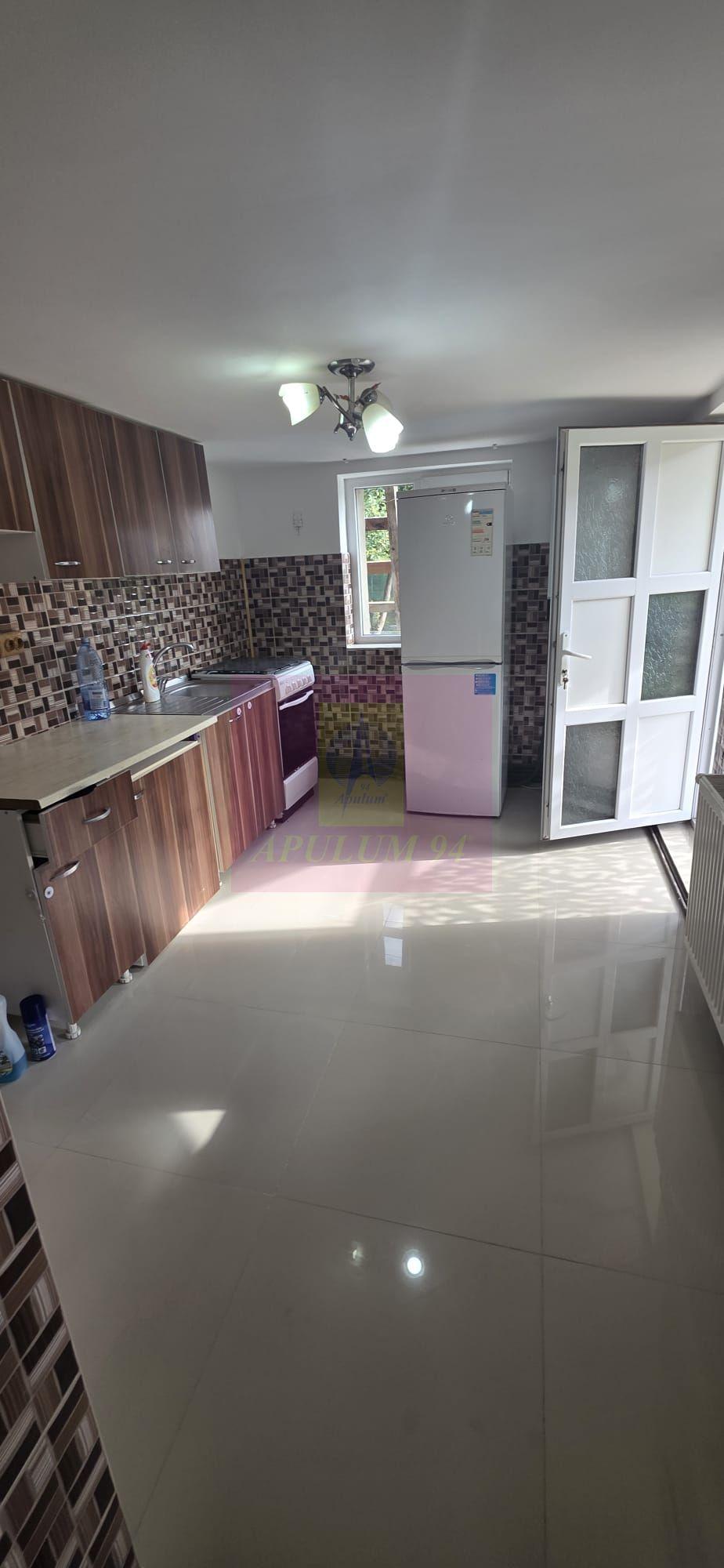 Casa cu 3 camere de vanzare in Campina - 13