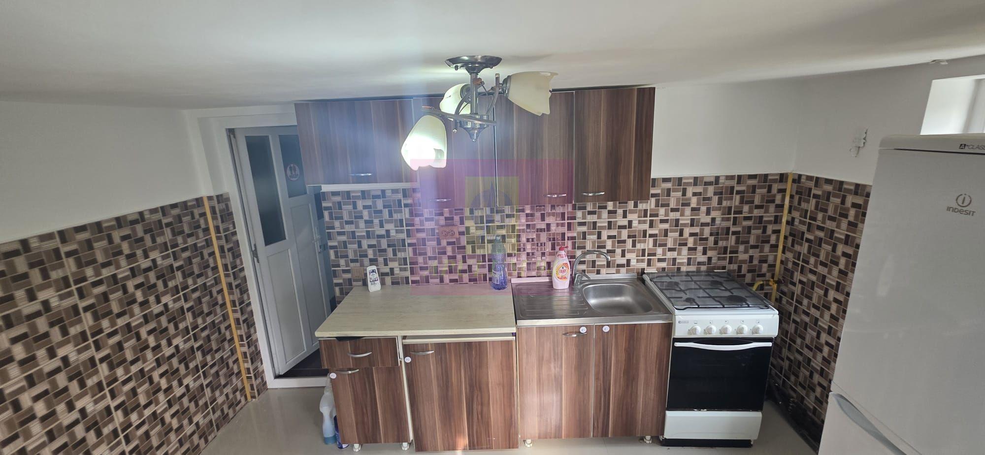 Casa cu 3 camere de vanzare in Campina - 6