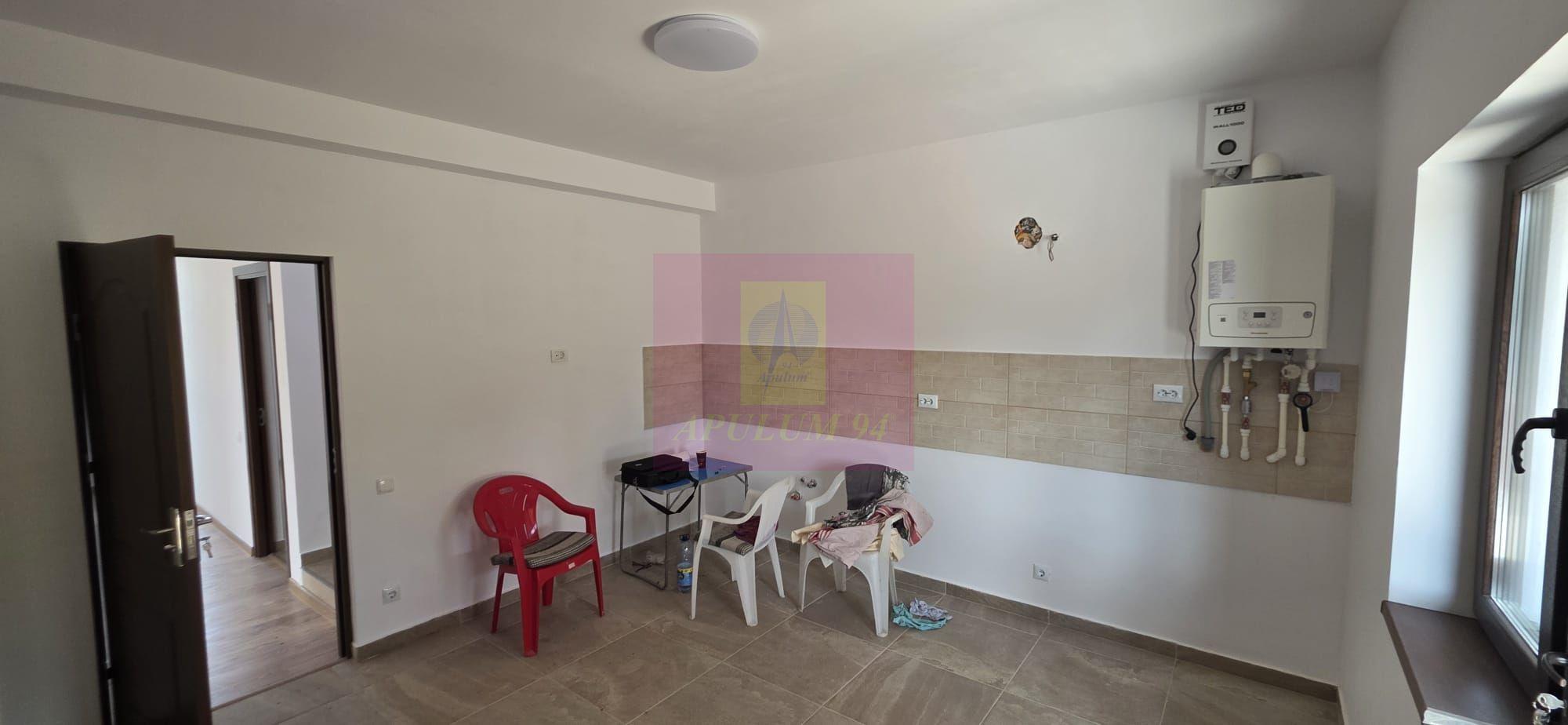 Vila cu 4 camere de vanzare in Brebu - 11