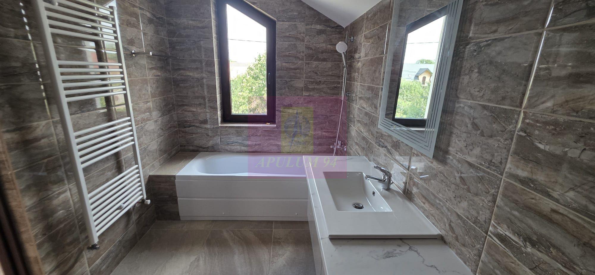Vila cu 4 camere de vanzare in Brebu - 21