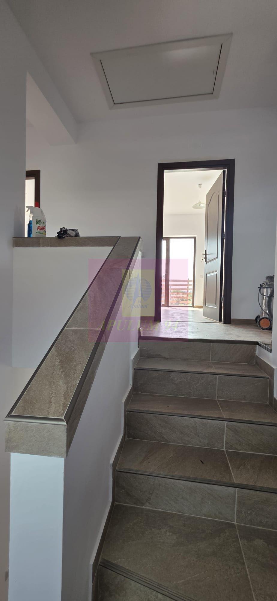Vila cu 4 camere de vanzare in Brebu - 24