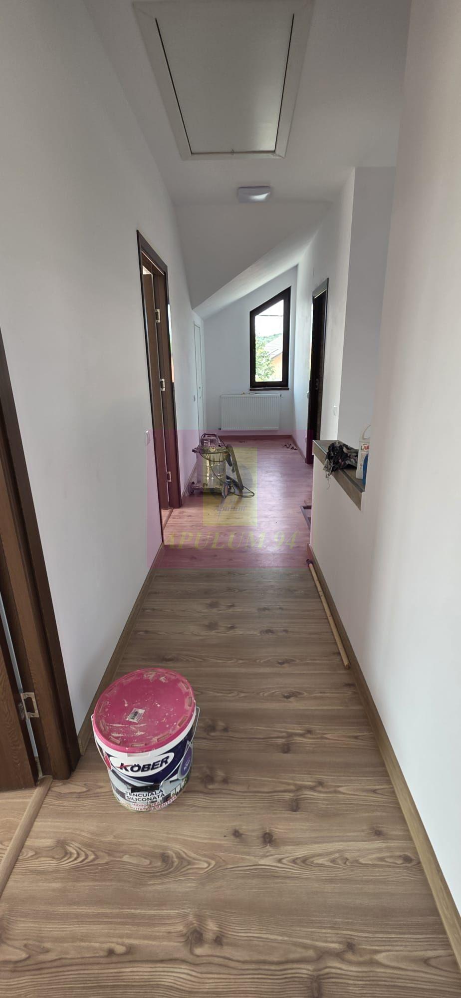 Vila cu 4 camere de vanzare in Brebu - 28