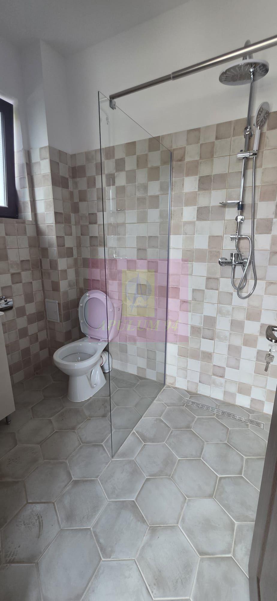 Vila cu 4 camere de vanzare in Brebu - 22