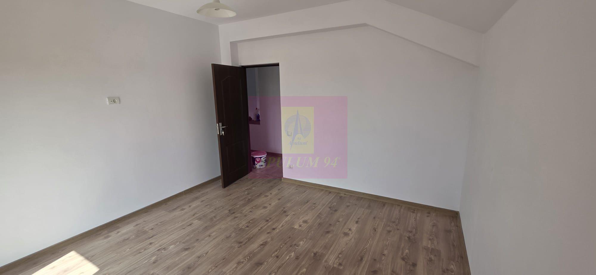 Vila cu 4 camere de vanzare in Brebu - 16