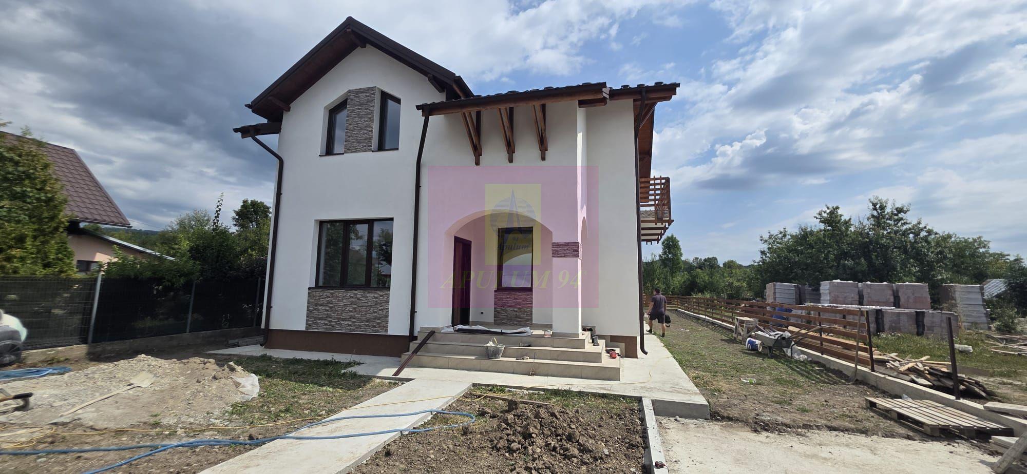 Vila cu 4 camere de vanzare in Brebu - 2