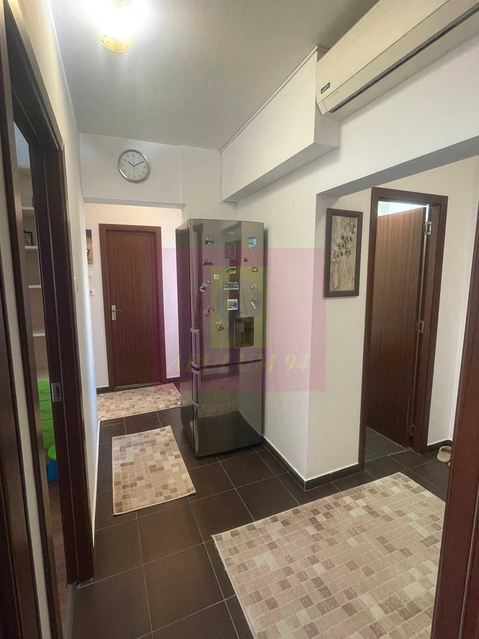 3 camere decomandat | | Piața Sudului | Școala 194 - 7