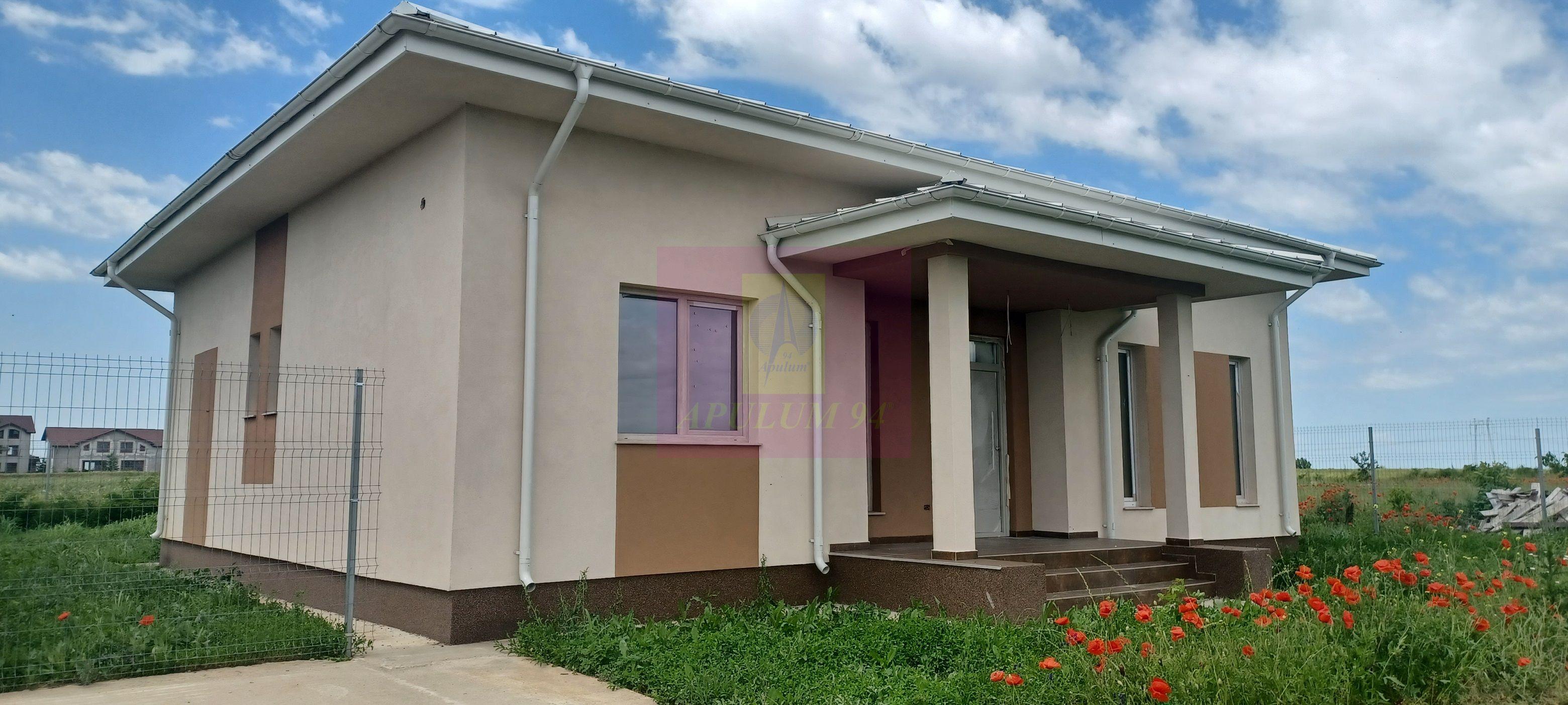 Gulia, casă nouă parter 4 camere, curte 514 mp - 2