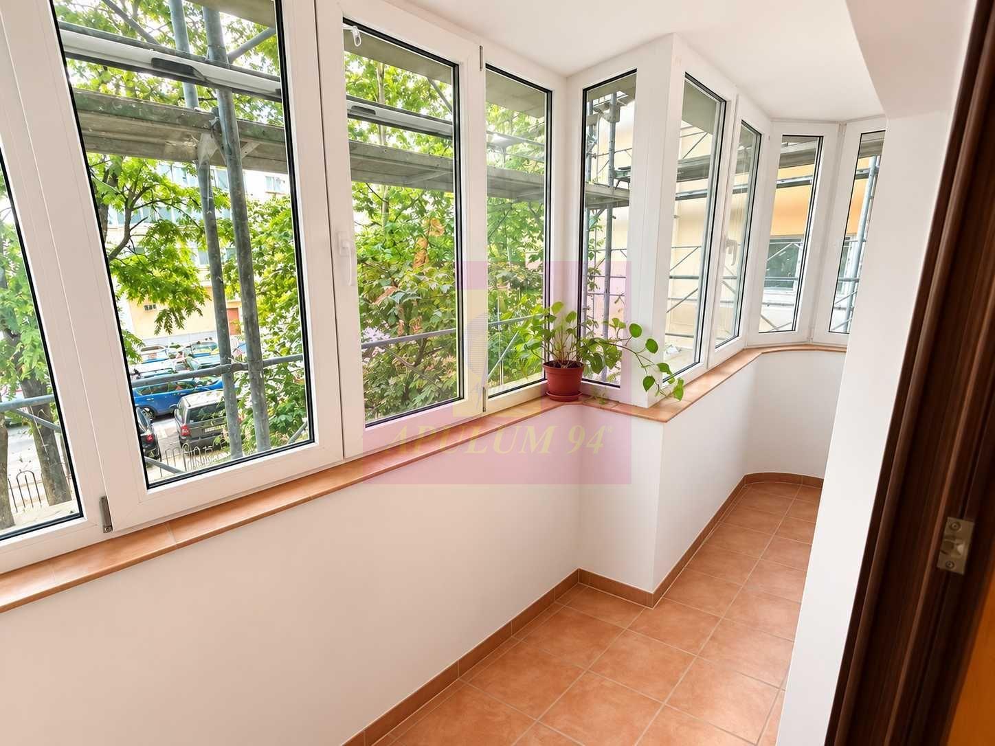 Apartament vanzare 3 camere Decebal, Centrala proprie - 8