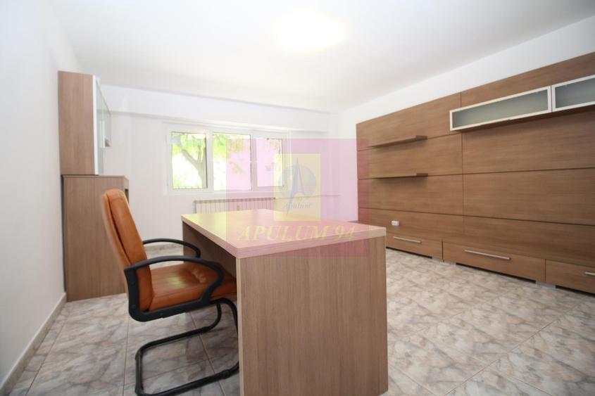 Apartament cu 3 camere de vânzare Decebal adiacent - 14