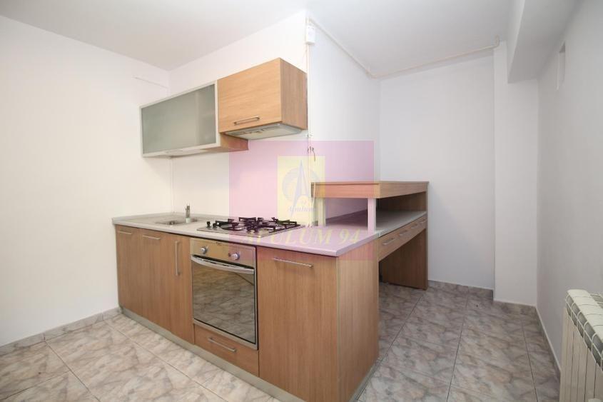 Apartament cu 3 camere de vânzare Decebal adiacent - 5