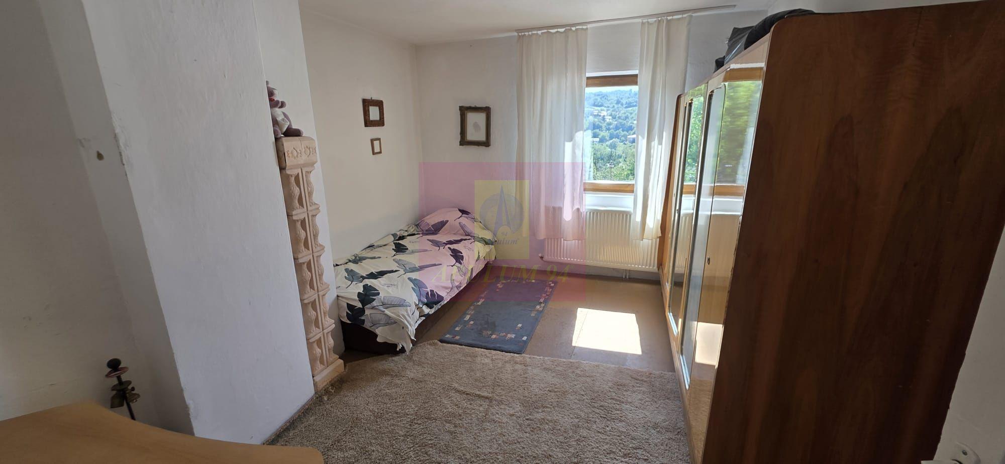 Casa cu 4 camere de vanzare in Campina - 14
