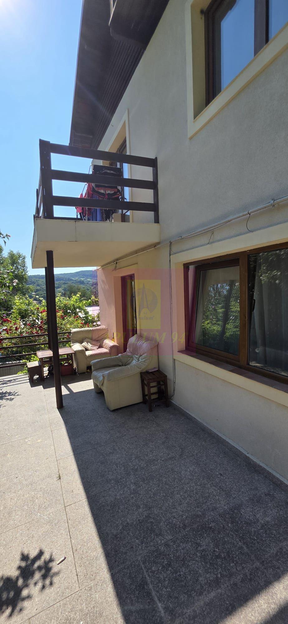 Casa cu 4 camere de vanzare in Campina - 32