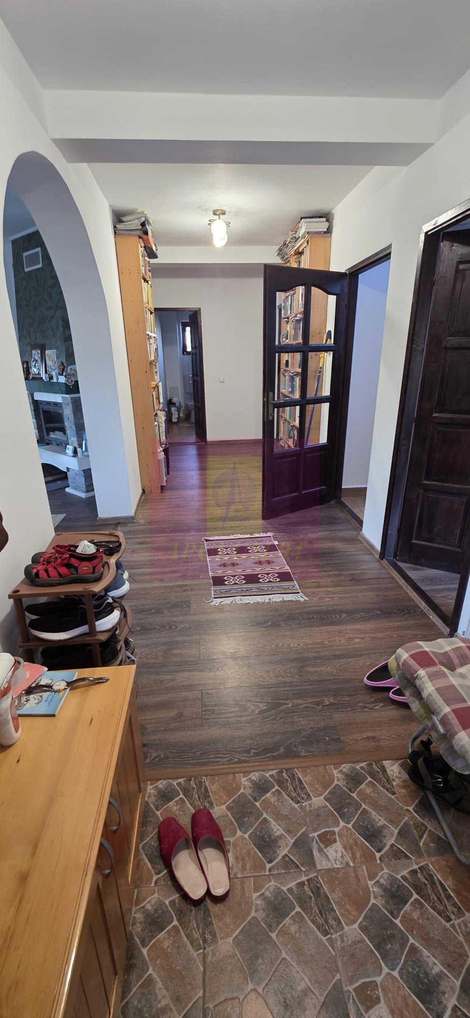 Vila 6 camere de vanzare in Banesti - 22