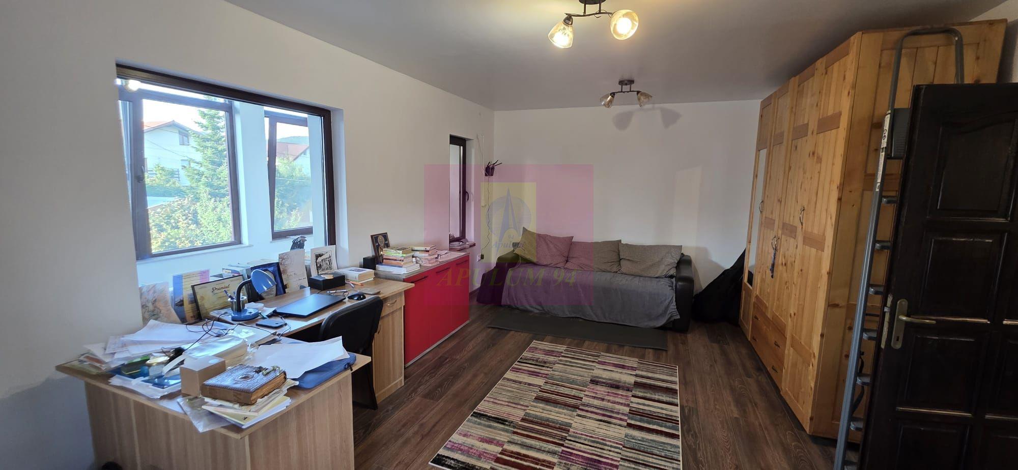 Vila 6 camere de vanzare in Banesti - 18
